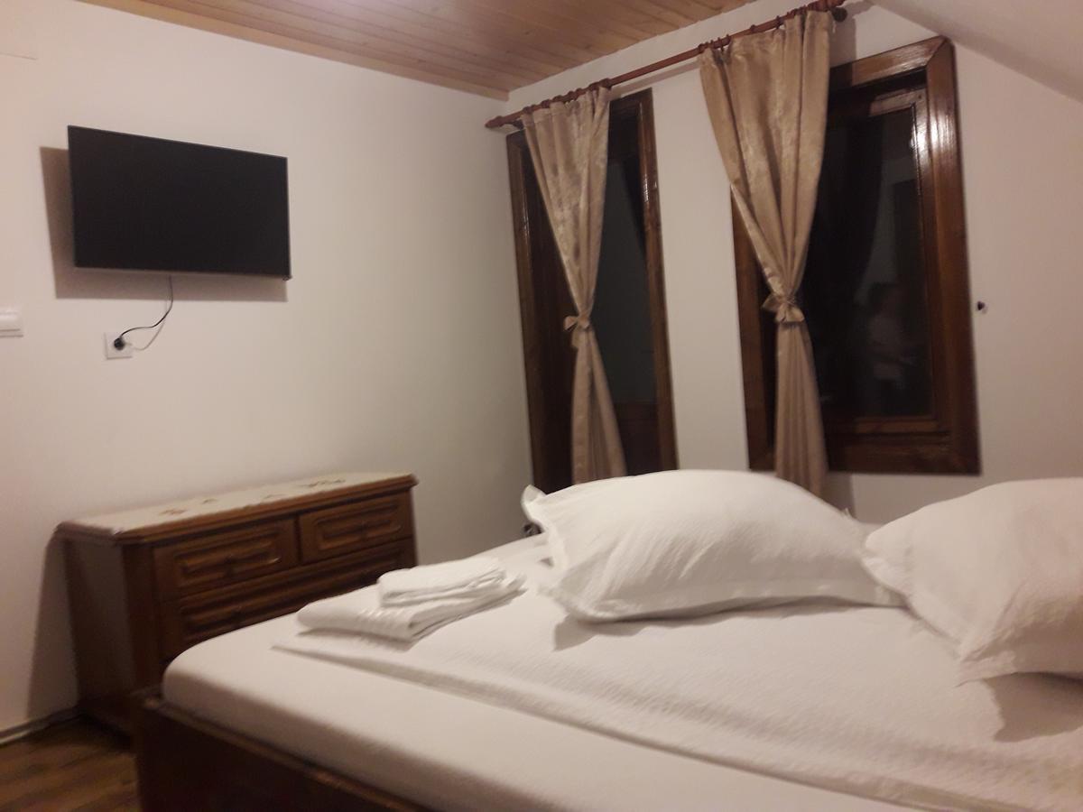 Denisa'S Lodge Arieseni Ngoại thất bức ảnh